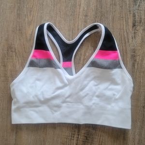 Sports bralette